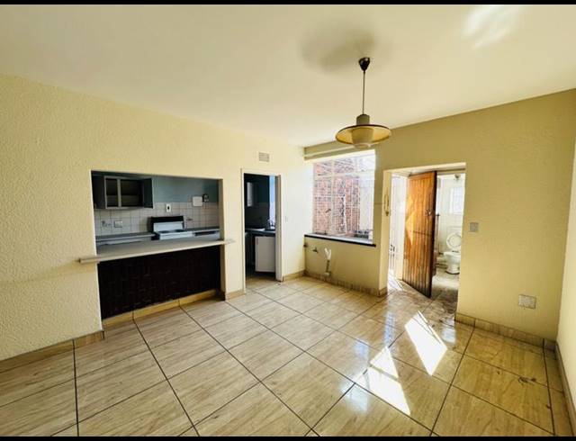 3 BEDROOM APARTMENT FOR SALE IN BENONI CENTRAL